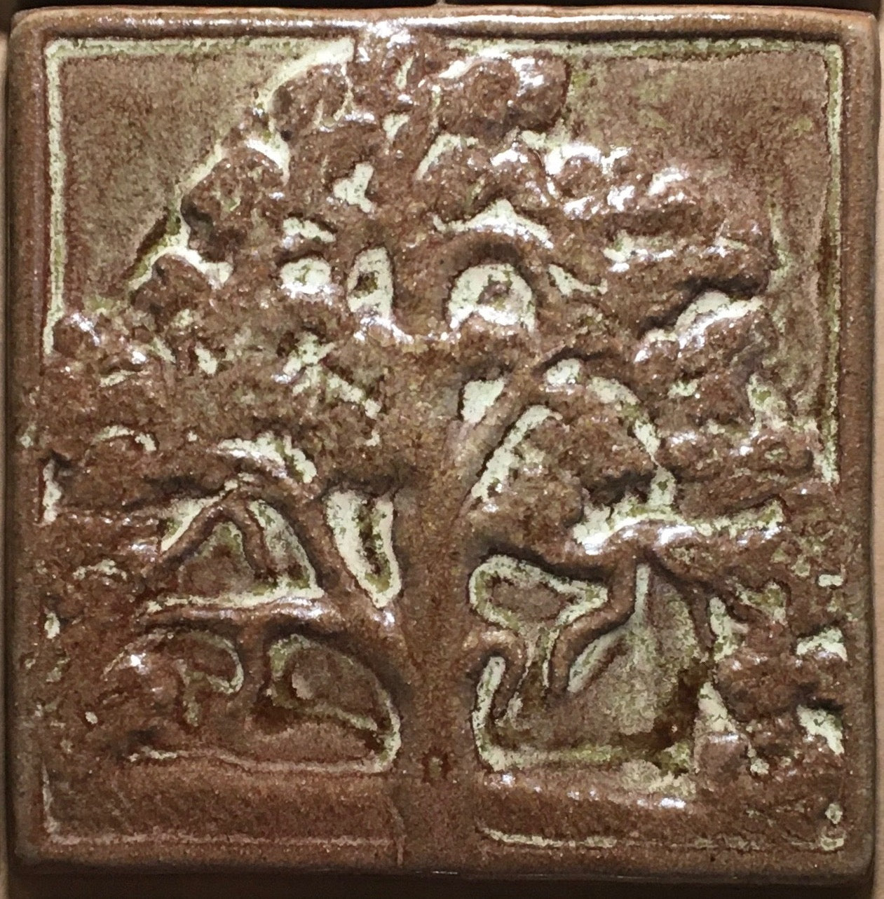 Mother Oak Vignette 16.5" x 16.5"