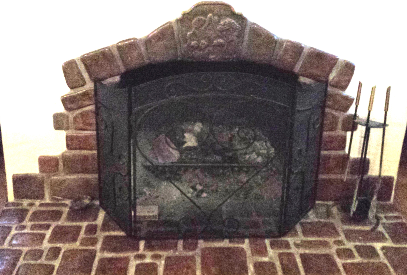 2_Cobblestone_Fireplace1