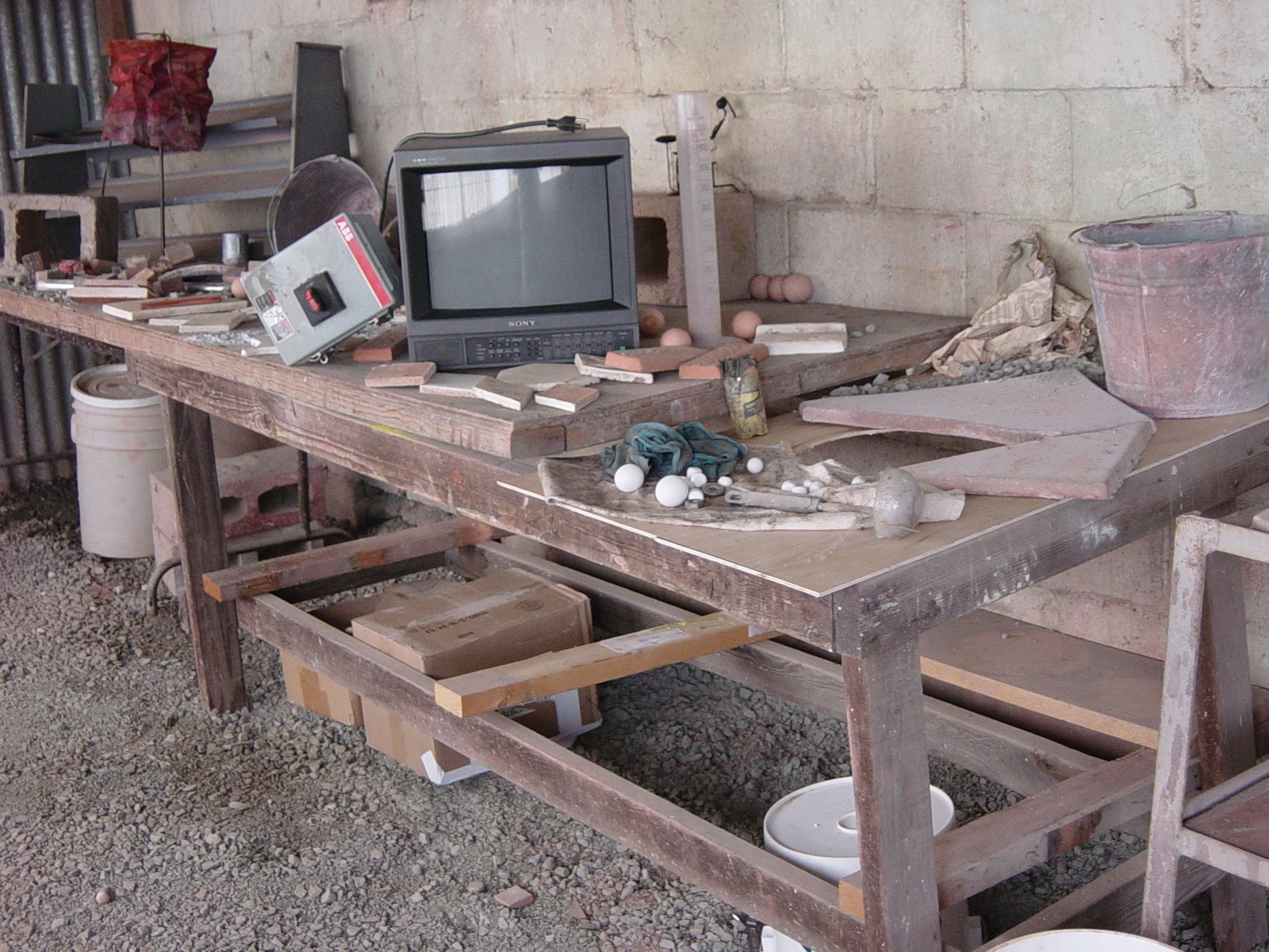 X_TV_in_Factory